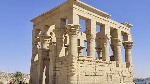 Unsere Marco Polo Reise in kleiner Gruppe führt uns auch nach Philae im Süden von Ägypten.