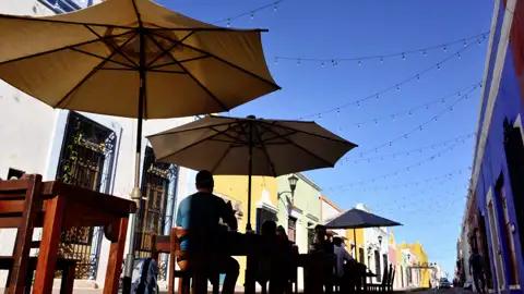 Auf Ihrer individuellen Reise durch Mexiko machen Sie auch halt in Campeche und bewundern die bunten Häuser.