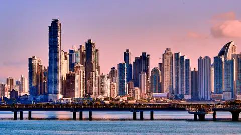 Kontrastprogramm auf Ihrer individuellen Rundreise durch Panama: Neben Naturwundern erwartet Sie in der Hauptstadt Panama-Stadt modernes Großstadtleben.