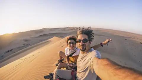 Auf Ihrer individuellen Rundreise durch Namibia und Botwana finden Sie auf Ihrem Ausflug ins Sossusvlei bestimmt die richtige Düne für ein Selfie.
