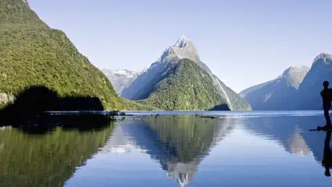Auf Ihrer individuellen Reise durch Neuseeland kommen Sie auch zum Milford Sound und unternehmen eine spektakuläre Bootsfahrt.