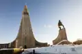 Auf unserer Rundreise durch Island im Winter sieht alles ganz anders aus als im Sommer - auch die Hallgrimskirche, eines der Wahrzeichen der Hauptstadt Reykjavik.