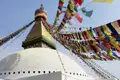 Bei Ihrer Rundreise durch Nepal sehen Sie in Kathmandu die Bothnath-Stupa.