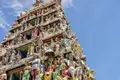 In Madurai erwartet Sie auf Ihrer Rundreise durch Südindien ein Wolkenkratzer mit Göttern in Bonbonfarben – der Sri-Minakshi-Tempel, die größte Tempelanlage Indiens.