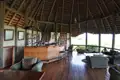 Burunge Tented Lodge - ein Traum von Afrika. Abends auf der Terrasse sitzen, einen Sundowner schlürfen und den Geräuschen der Savanne lauschen.