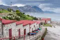 Hermanus ist eine Station auf dieser individuellen Reise durch Südafrika. Zwischen Juli und November sieht man Wale in der Bucht direkt vom Strand aus.