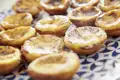 Auf unserer Rundreise durch Portugal dürfen Köstlichkeiten der portugiesischen Patisserien wie Pasteis de Nata auf keinen Fall fehlen!