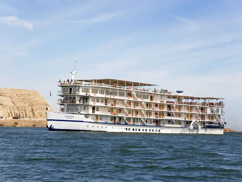 Auf unserer Marco Polo Mini-Gruppen-Reise nach Ägypten darf eine Kreuzfahrt auf dem Nassersee nicht fehlen!