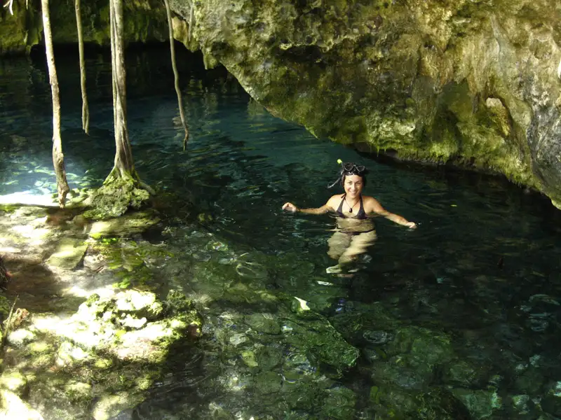 Die Cenotes, unterirdische, mit Wasser gefüllte Löcher, haben schon bei den Mayas eine wichtige Rolle gespielt. Genau richtig, wenn Sie auf Ihrer individuellen Rundreise durch Mexiko eine Erfrischung brauchen.