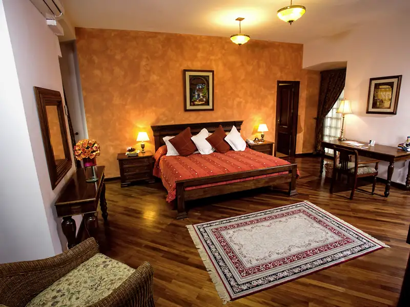 Auf Ihrer individuellen Rundreise durch Ecuador verbringen Sie zwei Nächte im landestypischen Hotel Patio Andaluz in Quito - perfekter Ausgangspunkt, um die Altstadt zu erkunden.