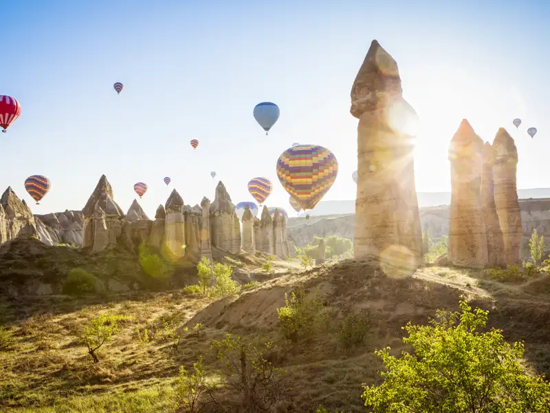 Genießen auf Ihrer individuellen Reise nach Istanbul und Kappadokien eine Fahrt iim Heißluftballon.