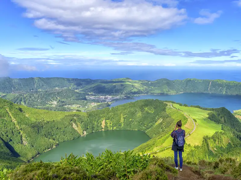 Die faszinierende Natur der Azoren mit Ausblicken wie diesen auf die Kraterseen erleben wir während unserer YOUNG LINE TRAVEL Reise immer wieder und können davon nicht genug bekommen.