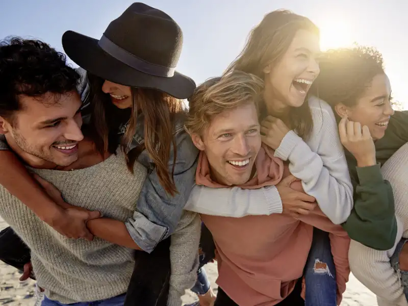 Vietnam und Kambodscha für uns auf unserer Rundreise - wir genießen die Strände, ein unvergleichliches Licht und eine frische Brise begleiten uns.