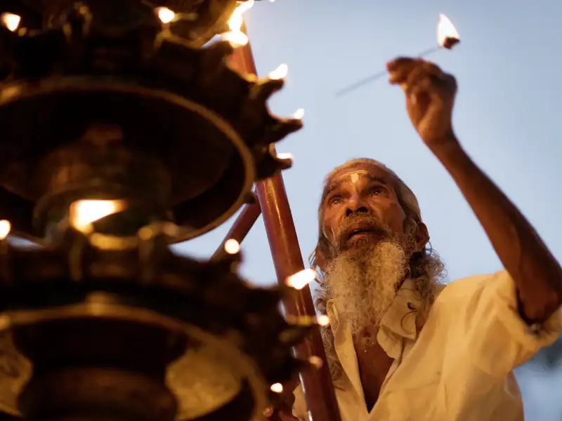 Auf unserer Reise durch Südindien kommen wir immer wieder mit der lebendigen Spiritualität Indiens in Kontakt.