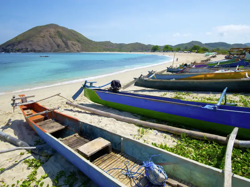 Auf Ihrer Marco Polo Reise in der Mini-Gruppe bleibt auch Zeit für das Strandleben auf der Insel Lombok