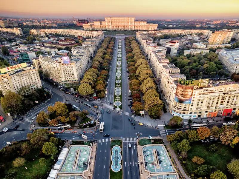 Sie beginnen und beenden Ihre individuelle Rundreise durch Rumänien in der Hauptstadt Bukarest.