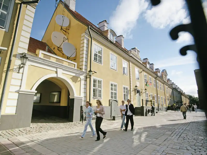 Erkunden Sie auf Ihrer individuellen Baltikum-Rundreise die Altstadt von Riga und besuchen Sie die zahlreichen Sehenswürdigkeiten der lettischen Hauptstadt.