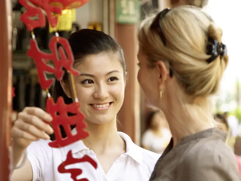 Ihrer individuellen China-Rundreise besuchen Sie auch Märkte und können z. B. einen Glücksbringer als Mitbringsel erstehen.