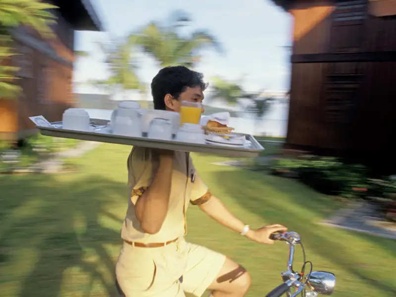 Lassen Sie sich auf Ihrer individuellen Reise durch Malaysia ein typisches Frühstück frisch servieren, ein toller Genuss.