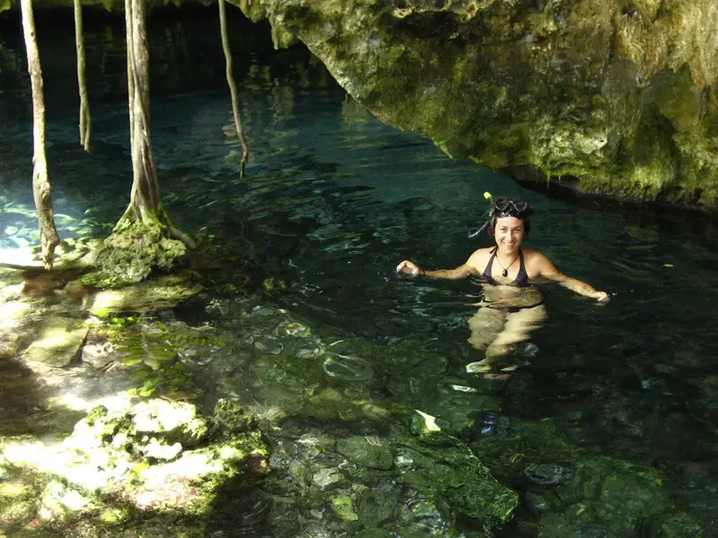 Die Cenotes, unterirdische, mit Wasser gefüllte Löcher, haben schon bei den Mayas eine wichtige Rolle gespielt. Genau richtig, wenn Sie auf Ihrer individuellen Rundreise durch Mexiko eine Erfrischung brauchen.