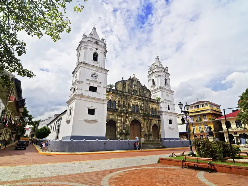 Auf Ihrer individuellen Rundreise mit Marco Polo durch Panama entdecken Sie die Hauptstadt Panama City, die Sie sicher mit ihrer kolonialen Altstadt in den Bann zieht.