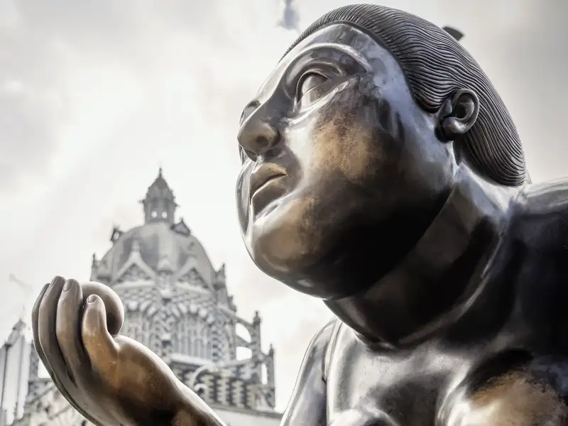 Auf dem Programm Ihrer individuellen Rundreise durch Kolumbien steht auch ein Besuch der Plaza Botero in Medellín, wo Sie über die berühmten Figuren staunen werden.