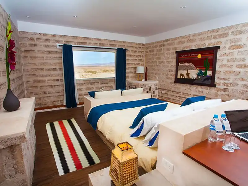 Wenn Sie die Kategorie Premium-Hotels gebucht haben, dann werden Sie in diesem Salzhotel mit Blick über den Salar de Uyuni übernachten.