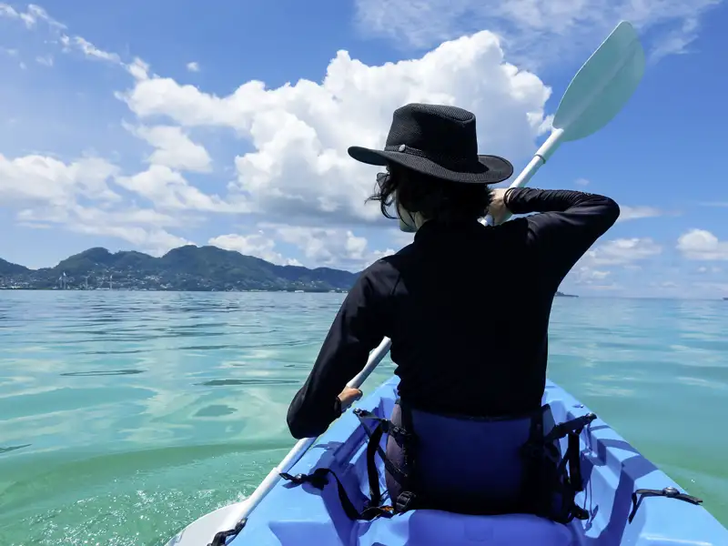 Freuen Sie sich auf La Digue - eine Station Ihrer individuellen Seychellenreise - auf eine Kajakfahrt in der wunderschönen Bucht Anse Source d'Argent!