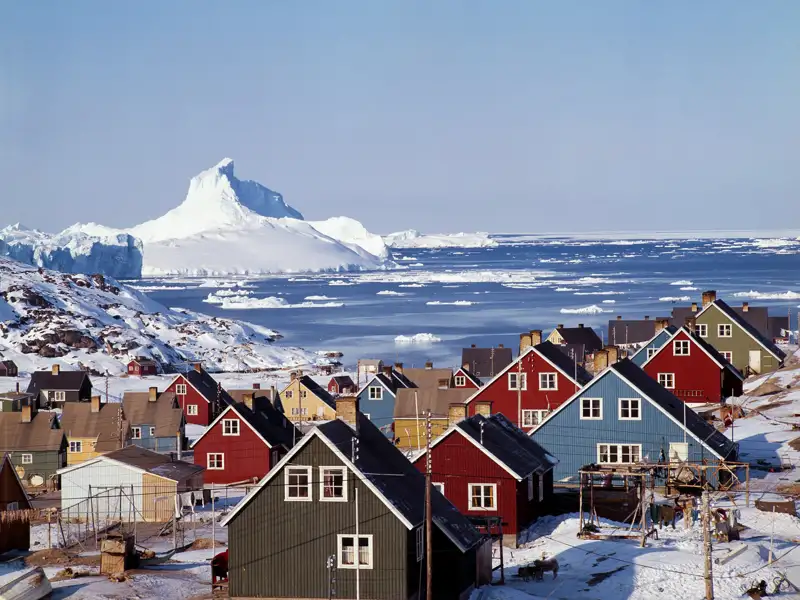 Auf Ihrer individuellen Reise nach Grönland haben Sie in Ilulissat Zeit, auf Erkundungstour zu gehen und den Blick auf die schwimmenden Eisberge zu genießen.