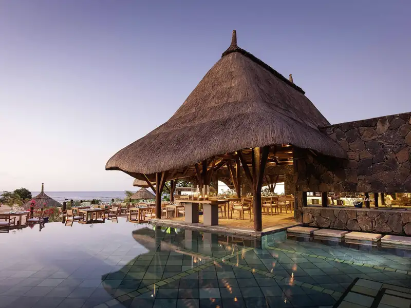 Wenn Sie auf Ihrer individuellen Reise nach Südafrika und Mauritius die Hotelkategorie Standard gebucht haben, übernachten Sie auf Mauritius im Hotel Veranda Pointe aux Biches.