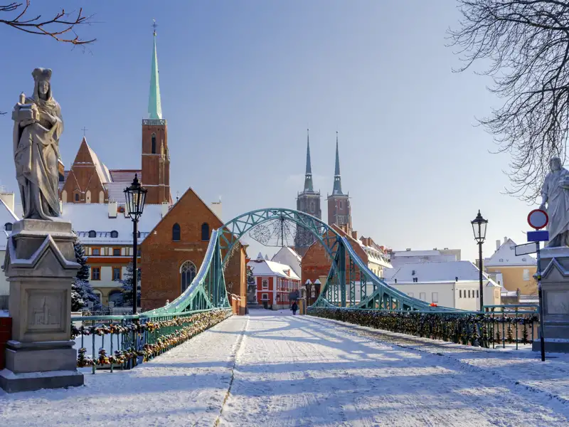 Bei Ihrer Reise sehen wir Breslau, die Stadt der Brücken, in ihrem winterlichen Flair.