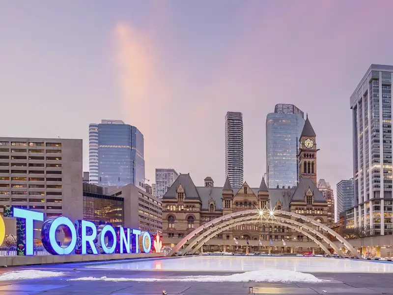 Auf unserer Rundreise entlang der Ostküste Kanadas lassen wir uns die Metropole Toronto nicht entgehen - wer mag macht abends einen Abstecher in dir Craft-Beer-Szene der Stadt.