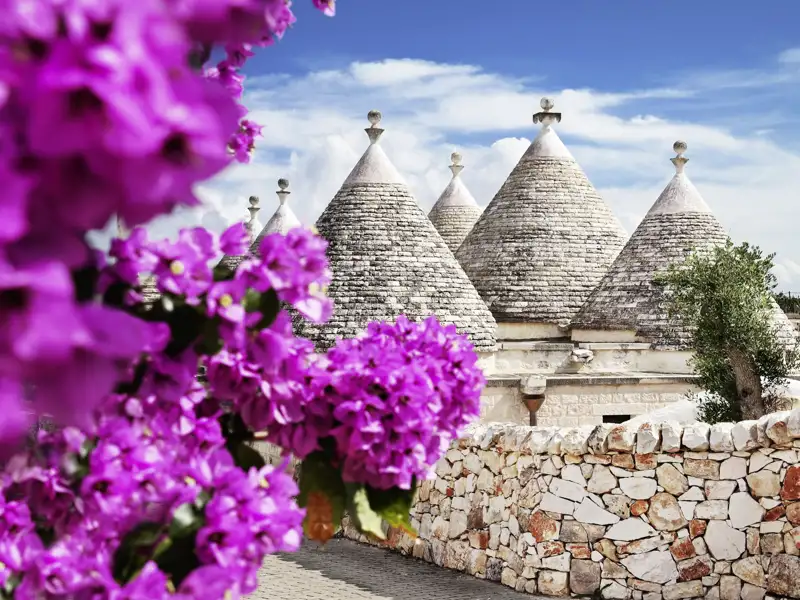 Traditionelle Trulli-Häuser in Apulien, Alberobello, Italien
