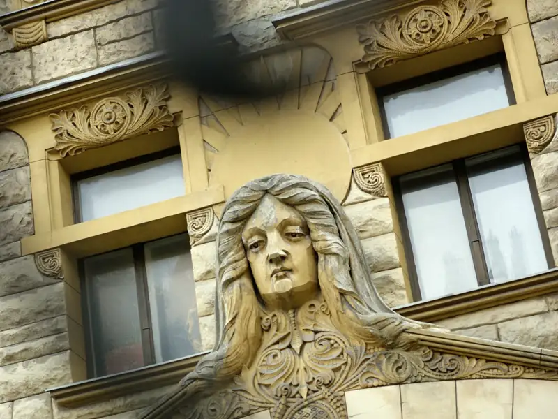 Auf unserer Rundreise durch das Baltikum freuen wir uns auf die Altstadt von Riga mit den berühmten Fassaden aus der Jugendstilära.