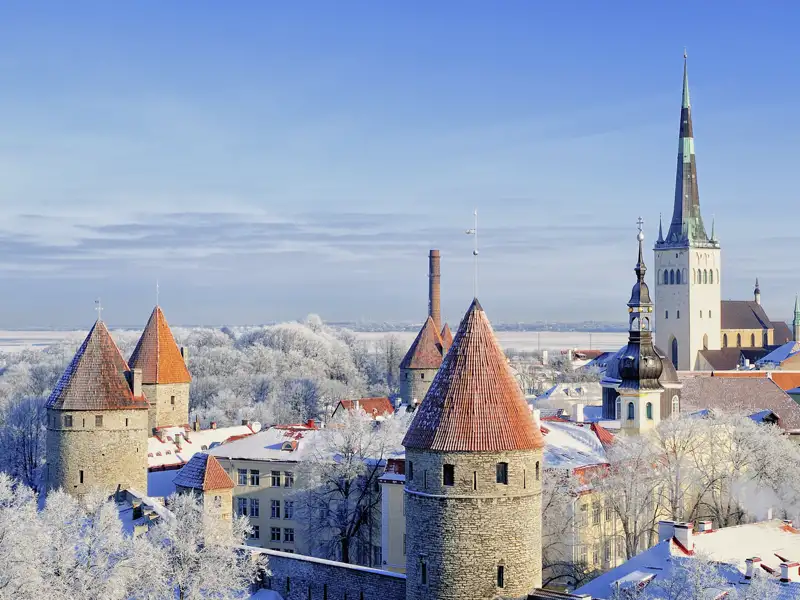 Die bezaubernde Hauptstadt Estlands, Tallinn, ist Ausgangspunkt unserer YOUNG LINE TRAVEL durch den baltischen Staat