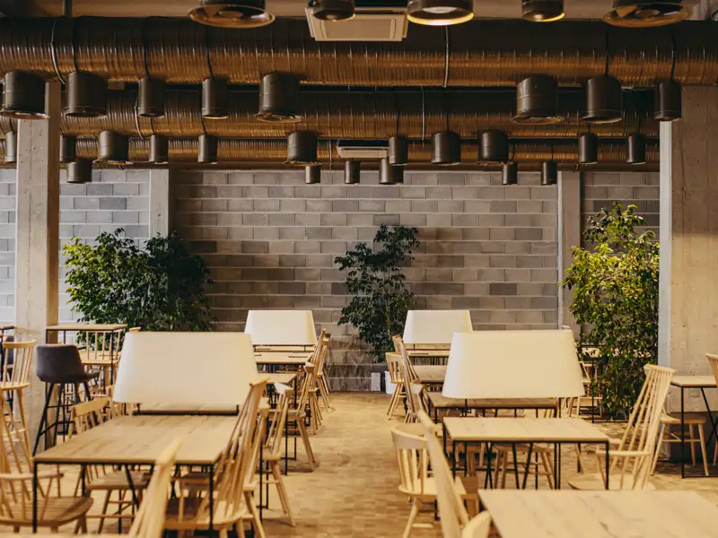 Auf unserer Maro Polo Top Preis Reise nach Slowenien genießen wir Frühstück und Abendessen im Hotel Maestoso in Lipica.