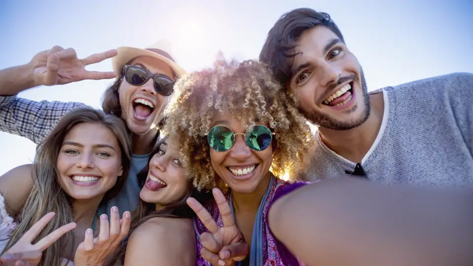 Auf unserer YOUNG LINE TRAVEL Rundreise durch Kuba erkunden wir das Land mit gleichaltrigen Mitreisenden und natürlich mit viel Spaß!